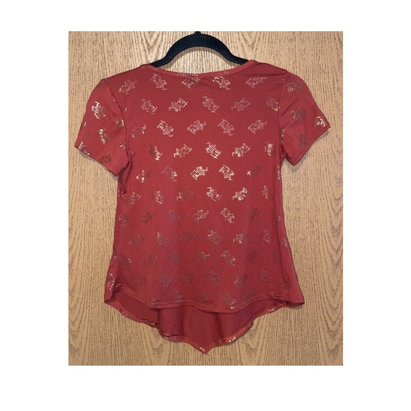 SUPER CUTE TEE BY GLITTER GIRL WITH FAITH WRITTEN ALL OVER IN GOLD! - Picture 4 of 4